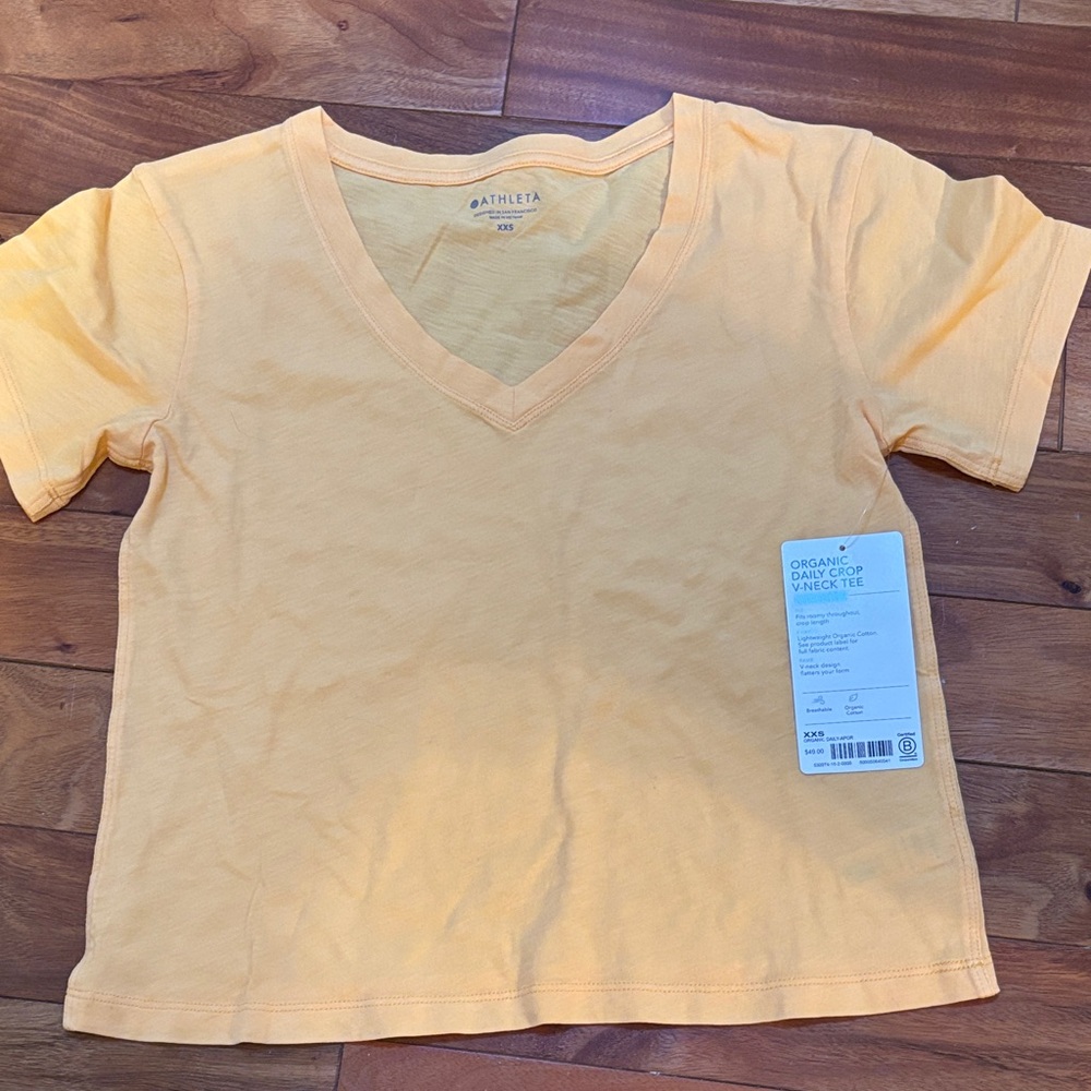 Athleta V-Neck Tee in Peach